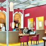 La Pura Womens Health 4*