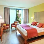 Hotel La Pura Womens Health Gars am Kamp