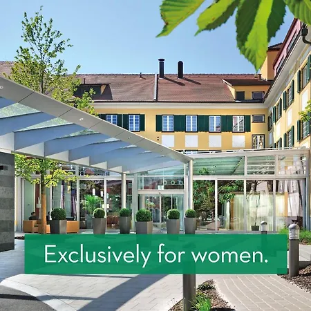 La Pura Womens Health 4*