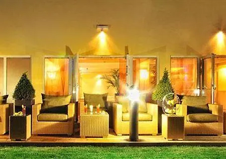 La Pura Womens Health 호텔 가르스 암 캄프