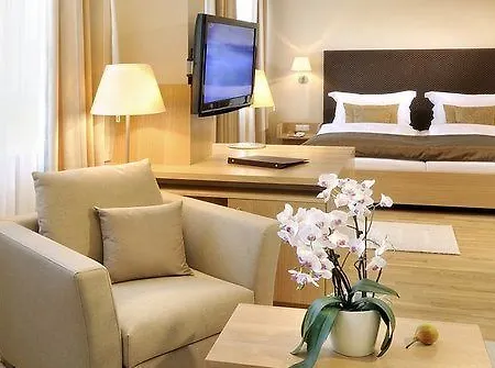 فندق La Pura Womens Health غراس أم كامب