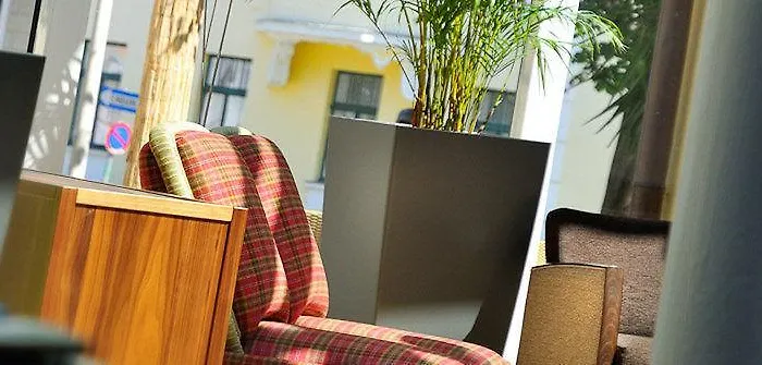 La Pura Womens Health Hotel 4*