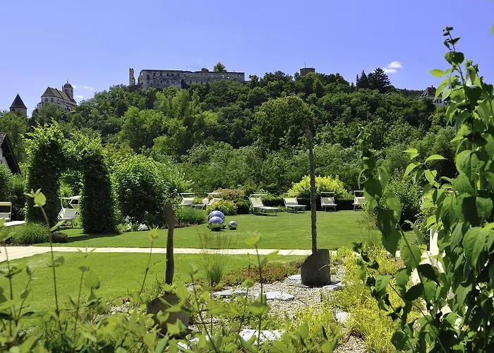 La Pura Womens Health Hotel 4*