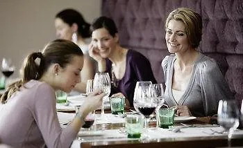 La Pura Womens Health Hotel 4*